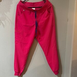 FIGS Women’s Zamora joggers scrub bottoms. Medium. PO#2928 Ultra Rose